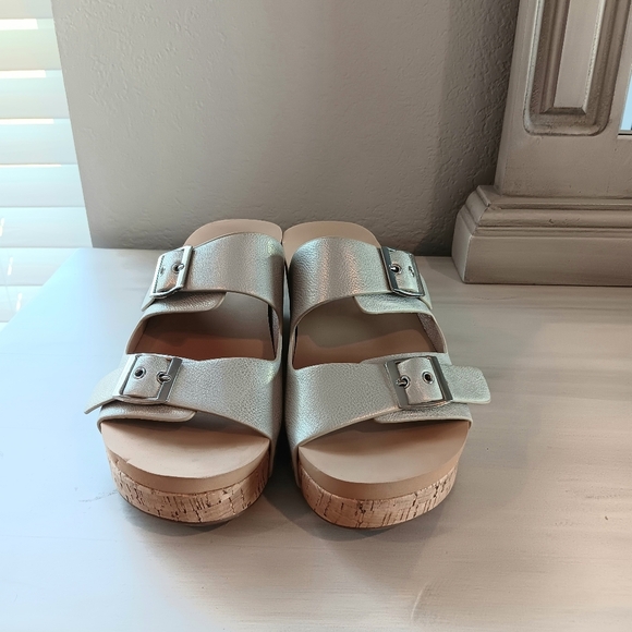 Corkys TWINKIE Gold Metallic Wedge Sandal - Picture 6 of 7